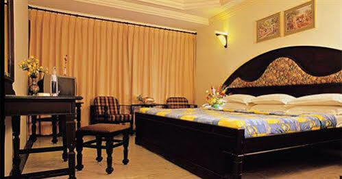 Hotel Sea View Канякумари Екстериор снимка
